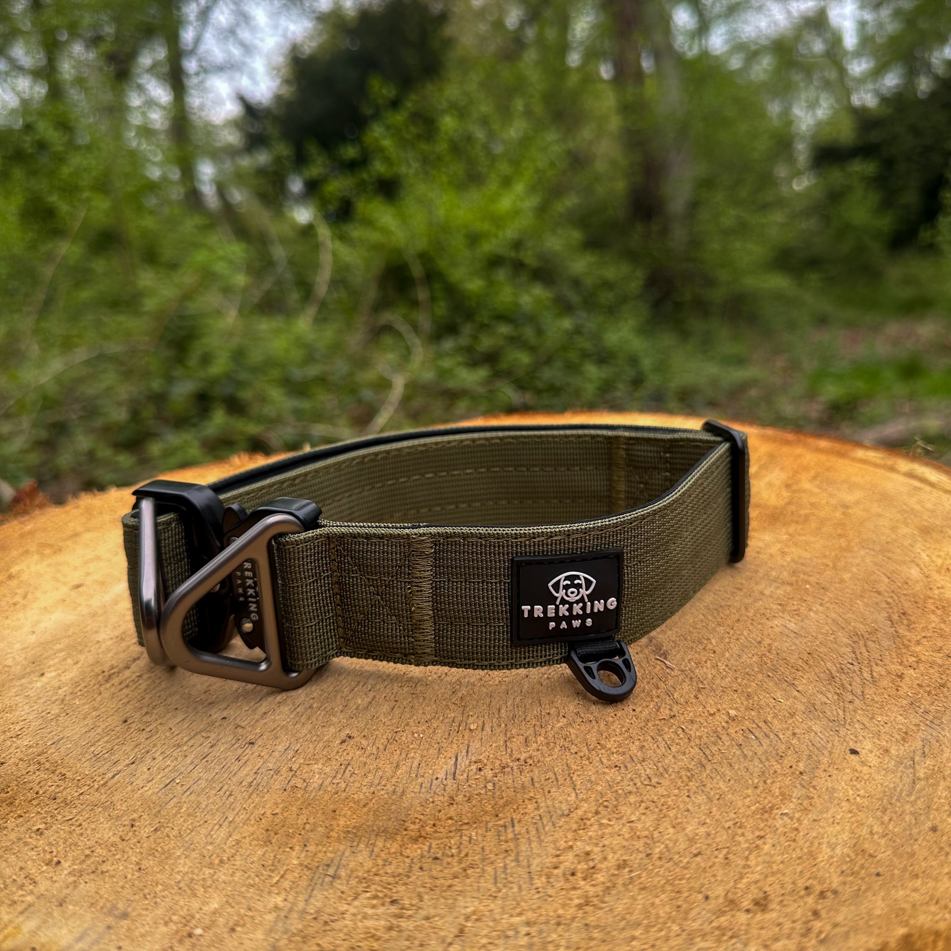 V2 Trekking Heavy-Duty Dog Collar