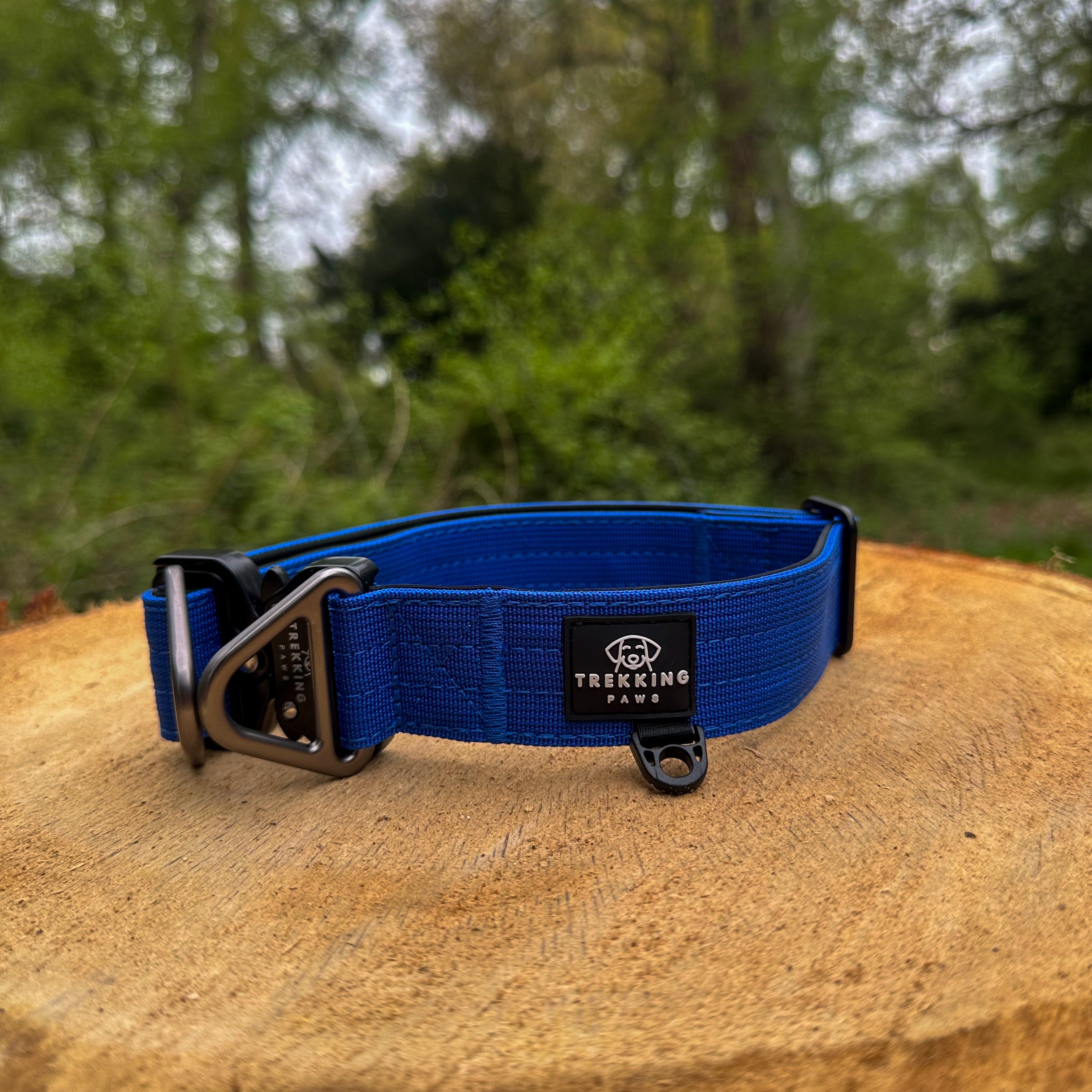 V2 Trekking Heavy-Duty Dog Collar